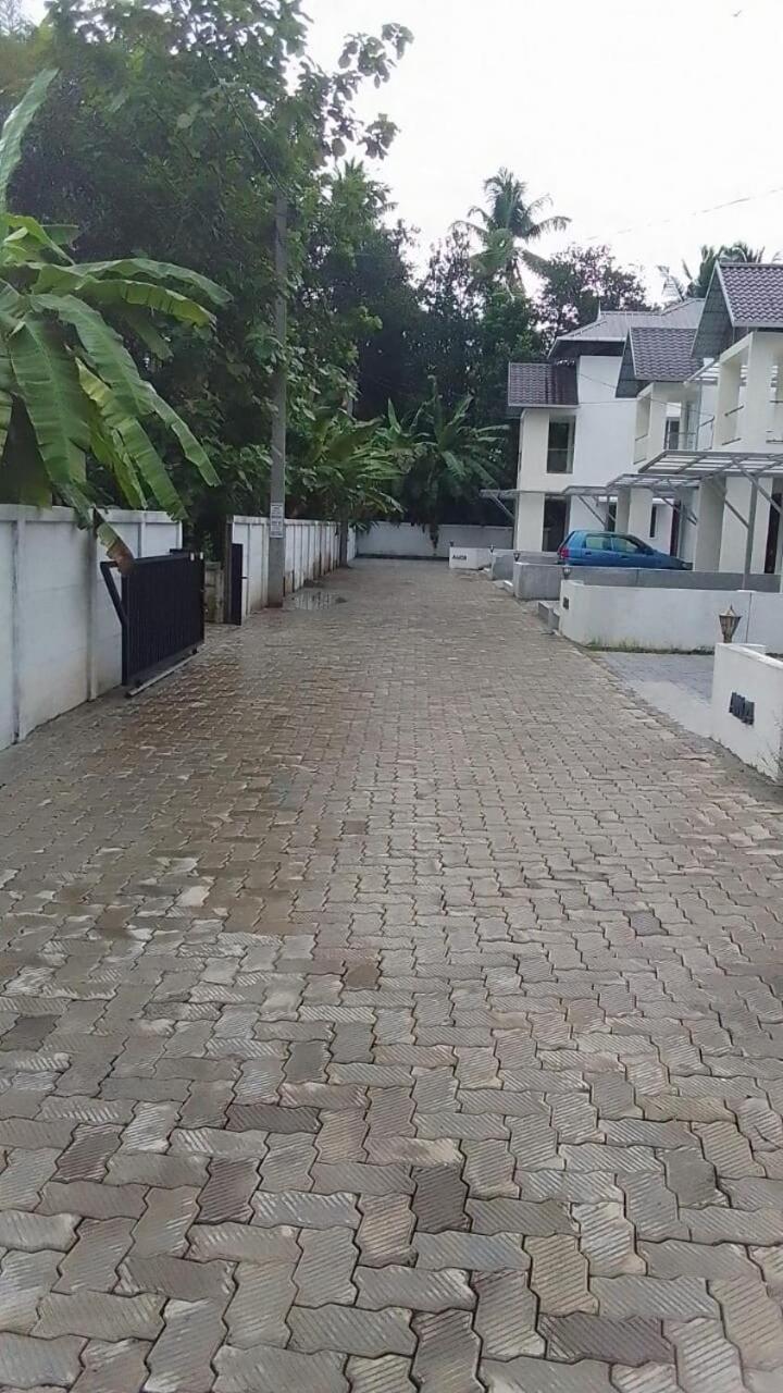 Fully Furnished 3Bhk 2 Floor Villa Angamali Kültér fotó